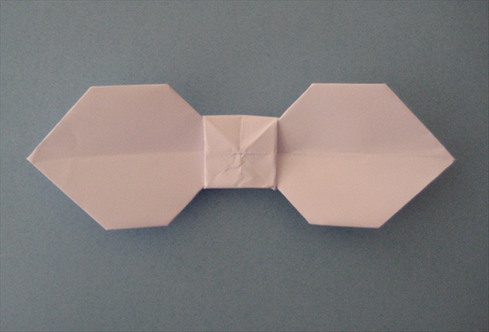 Flatten the center and your bow tie is finished