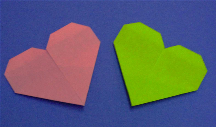 To make this heart you will need 1 piece of paper. 
The length should be 4 times the width. 